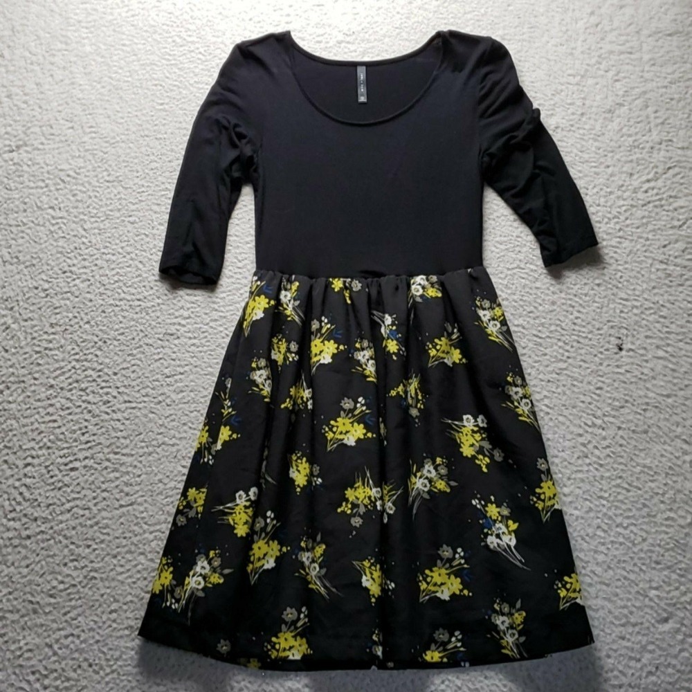 Eric + Lani Dress Womens Small Black Floral 3/4 Sleeve Scoop Neck Fit & Flare